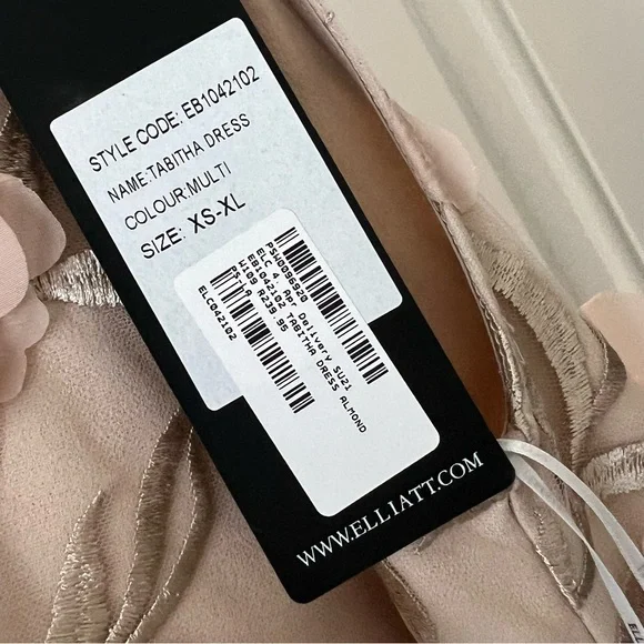 NWT elliatt tabitha dress size small - Picture 2 of 3